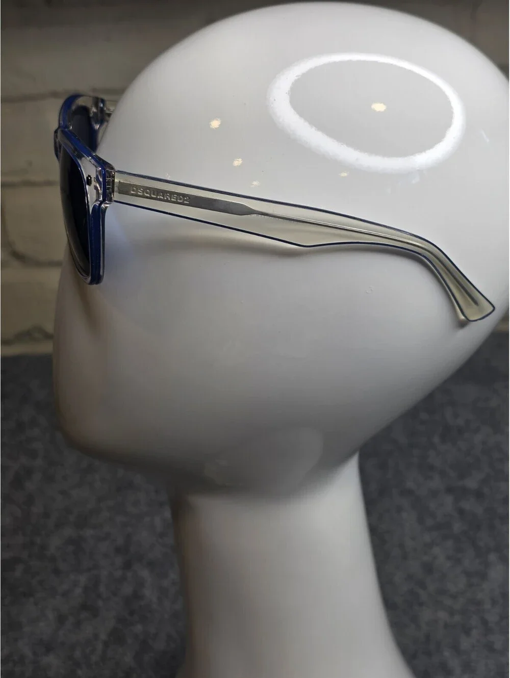 DSQUARED2 Liam Sunglasses DQ0174 26V Clear Blue Square Frame Blue Lens EUC